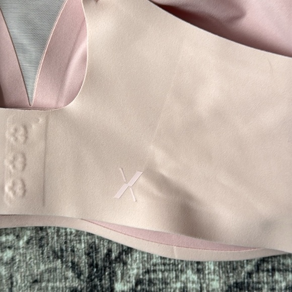 Blush pink Knix Shadow Mesh Revolution V Neck Bra XL+ - Picture 7 of 9